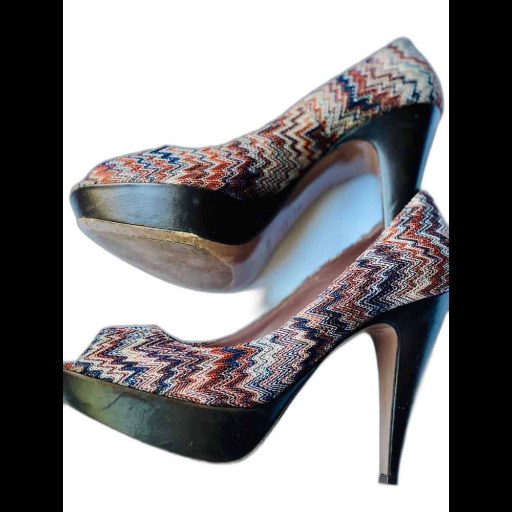 Missoni peep toe platform heels SIze 8.5